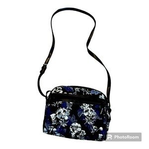 Vera Bradley beautiful bag